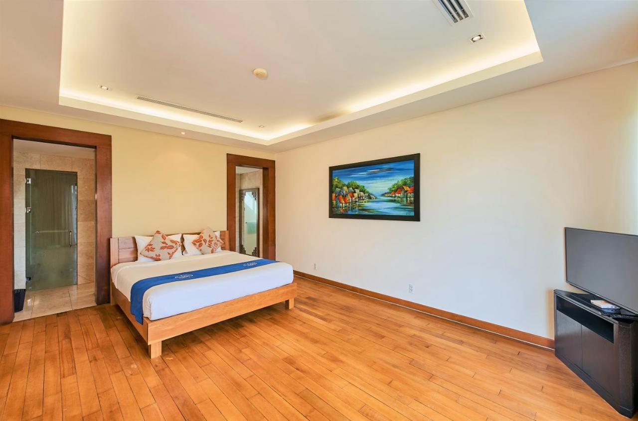 Deluxe Ocean Villa Along The Beach Đà Nẵng Exterior foto