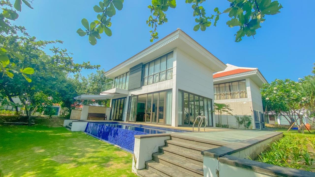 Deluxe Ocean Villa Along The Beach Đà Nẵng Exterior foto